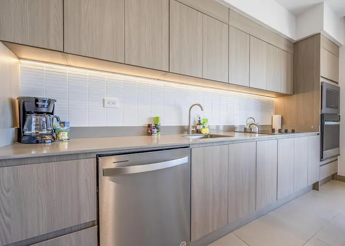 Ocean View In Playas Del Coco + Club | Naumi N443 Ferienhaus